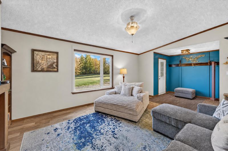 Interior real estate photograph 1