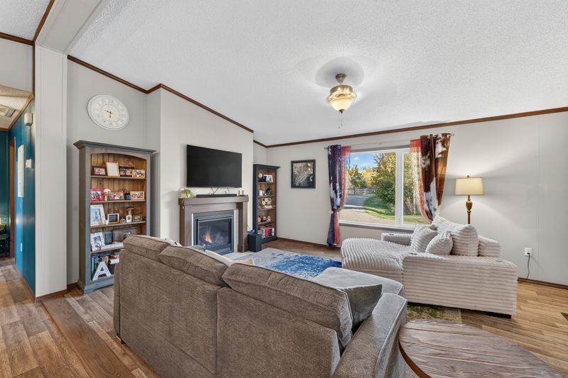 Interior real estate photograph 2