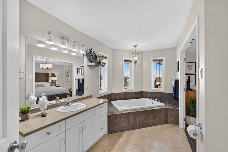 Interior real estate photograph 7