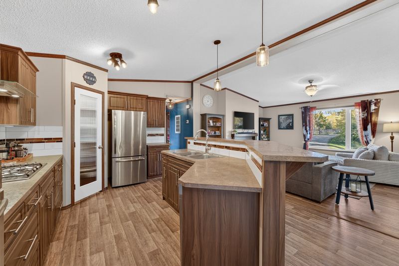 Interior real estate photograph 19